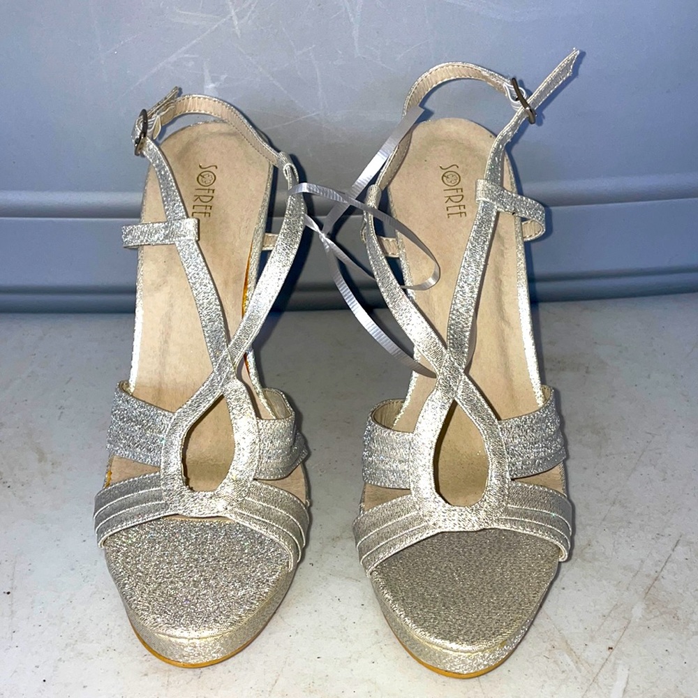 Sofree, womens 9, silver sparkly strappy heels